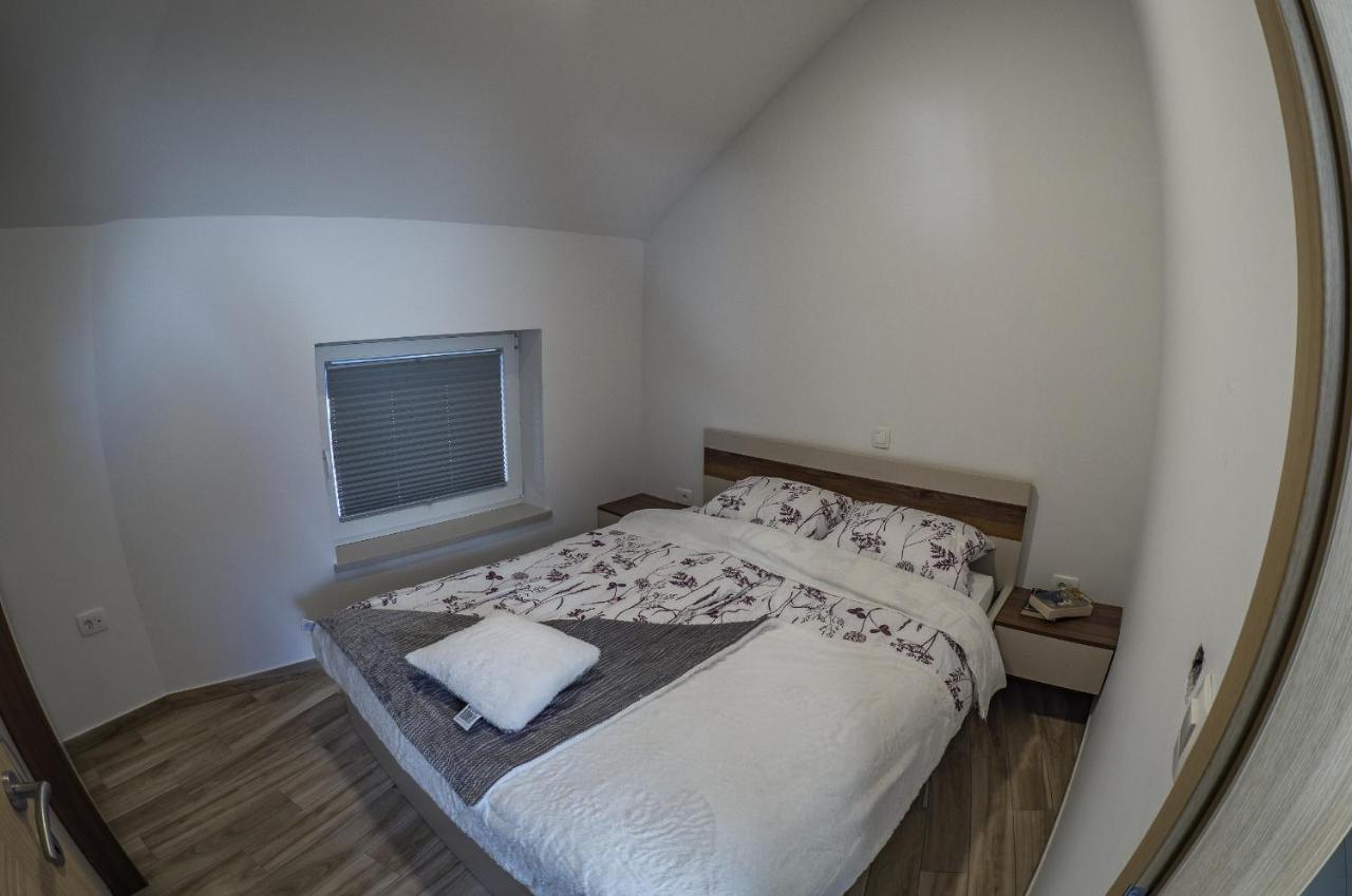 Apartma Maricka Appartement Križe Buitenkant foto