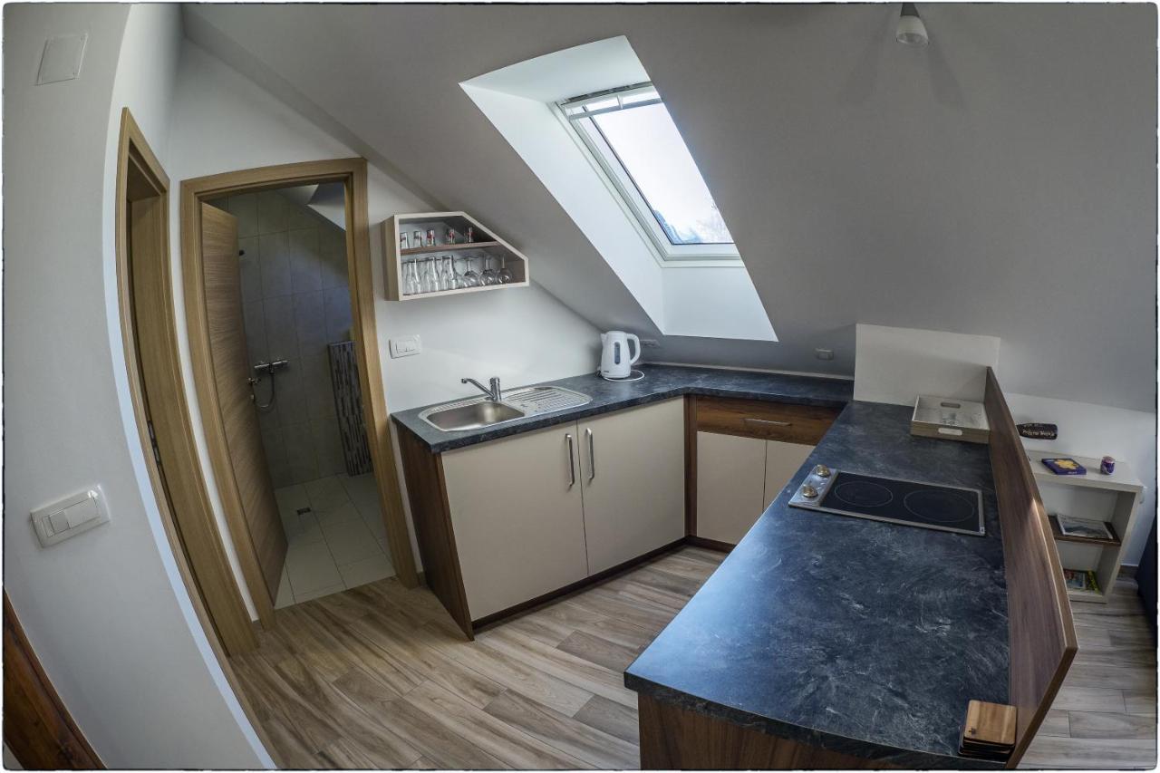Apartma Maricka Appartement Križe Buitenkant foto