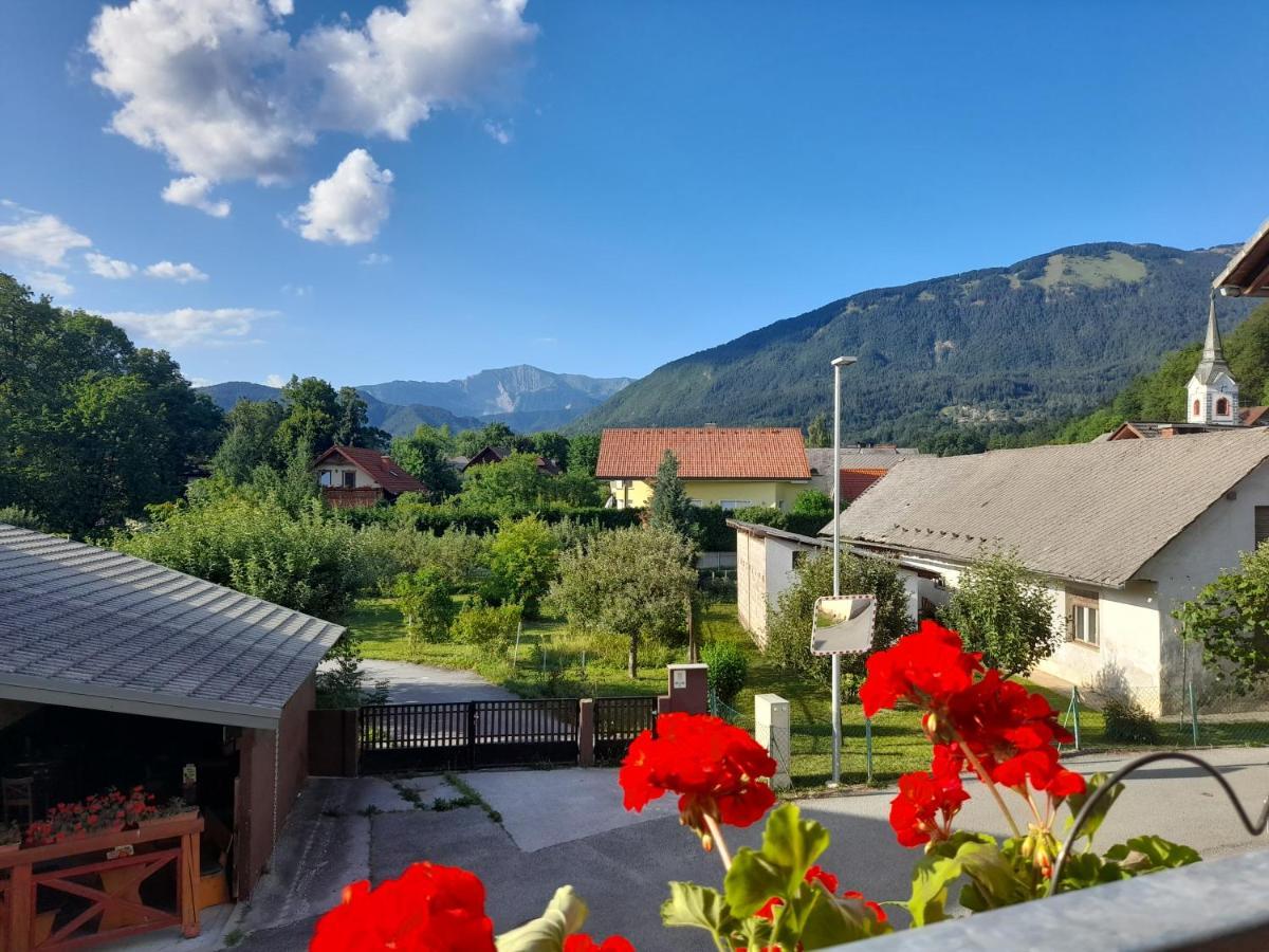 Apartma Maricka Appartement Križe Buitenkant foto